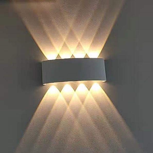 wall sconce light.jpg