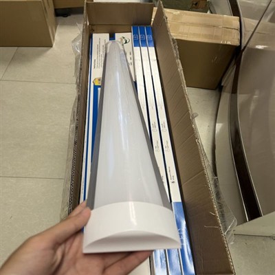 The difference between purification lamps