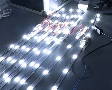 The domestic and foreign markets of LED lamp products are compared respectively