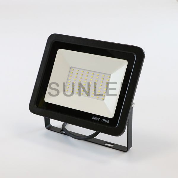 solar flood light.jpg
