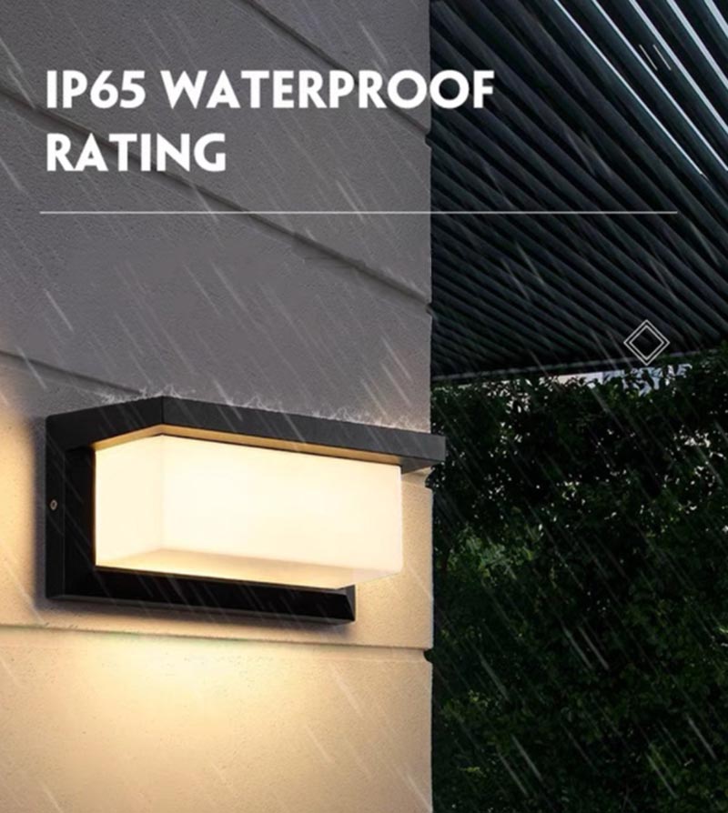 outdoor modern wall light.jpg